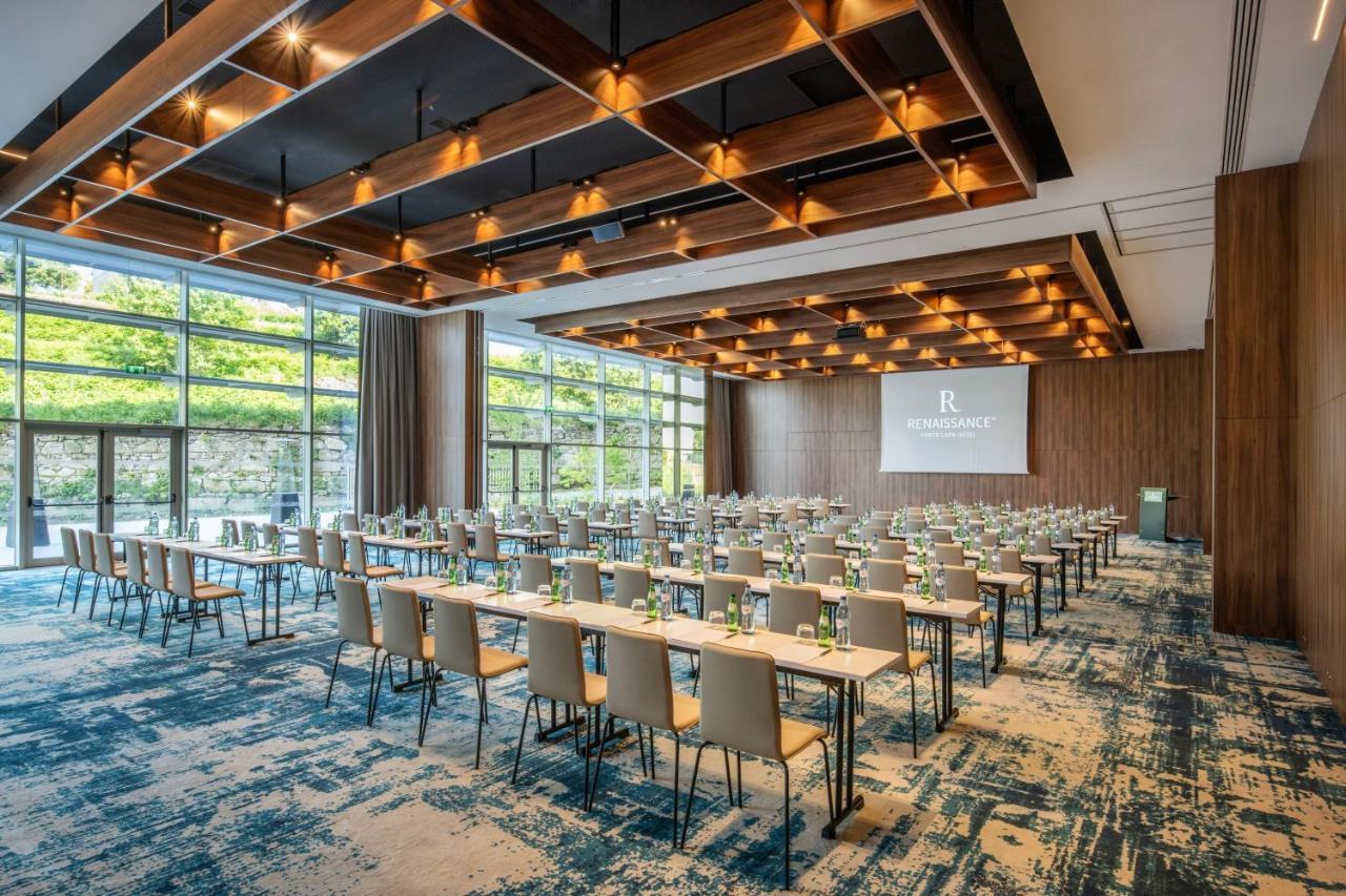 Renaissance Porto Lapa Hotel Exteriér fotografie Meeting room