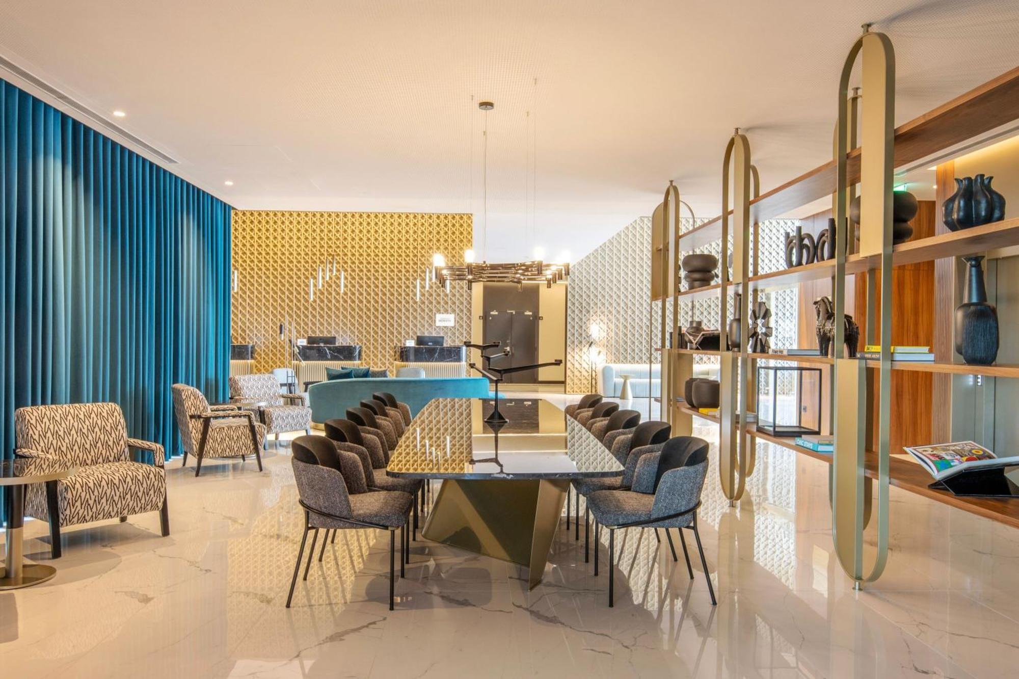 Renaissance Porto Lapa Hotel Exteriér fotografie The interior of a typical apartment