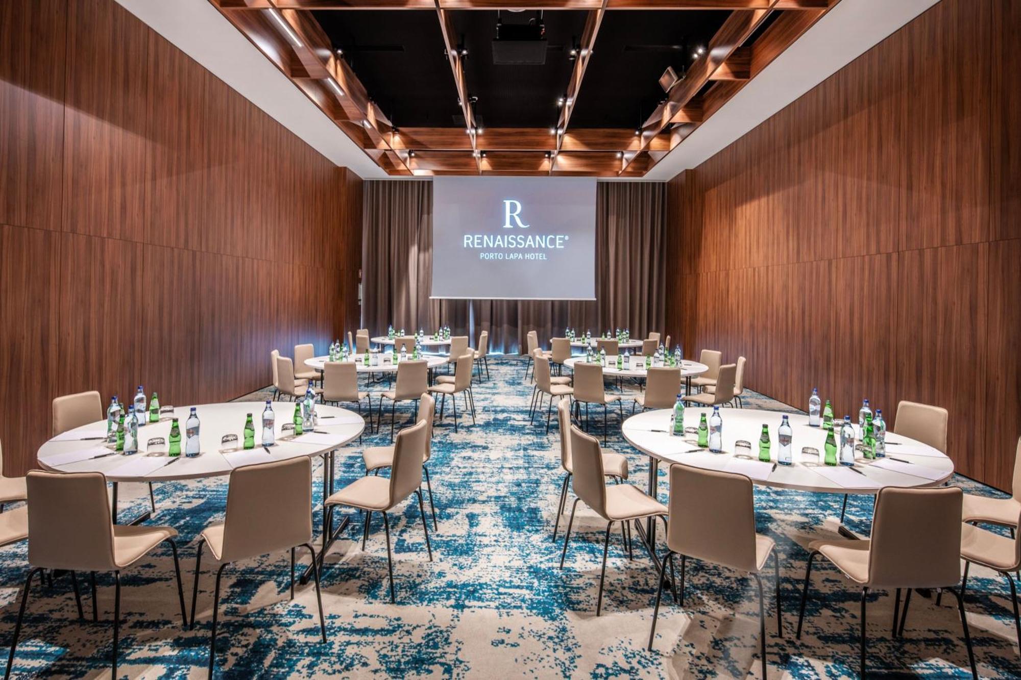 Renaissance Porto Lapa Hotel Exteriér fotografie Meeting room